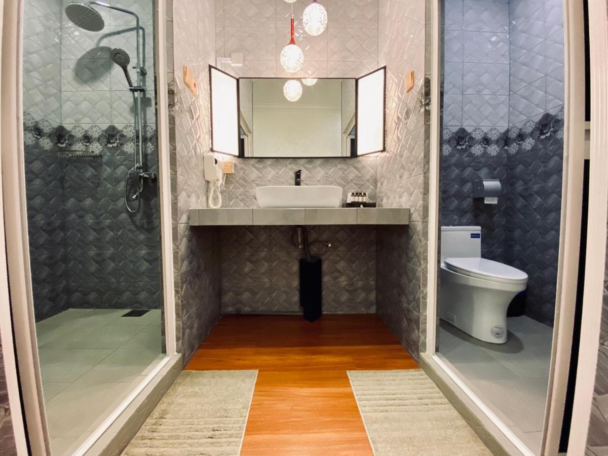 J Boutique Hotel 新张优惠 Muar Zewnętrze zdjęcie